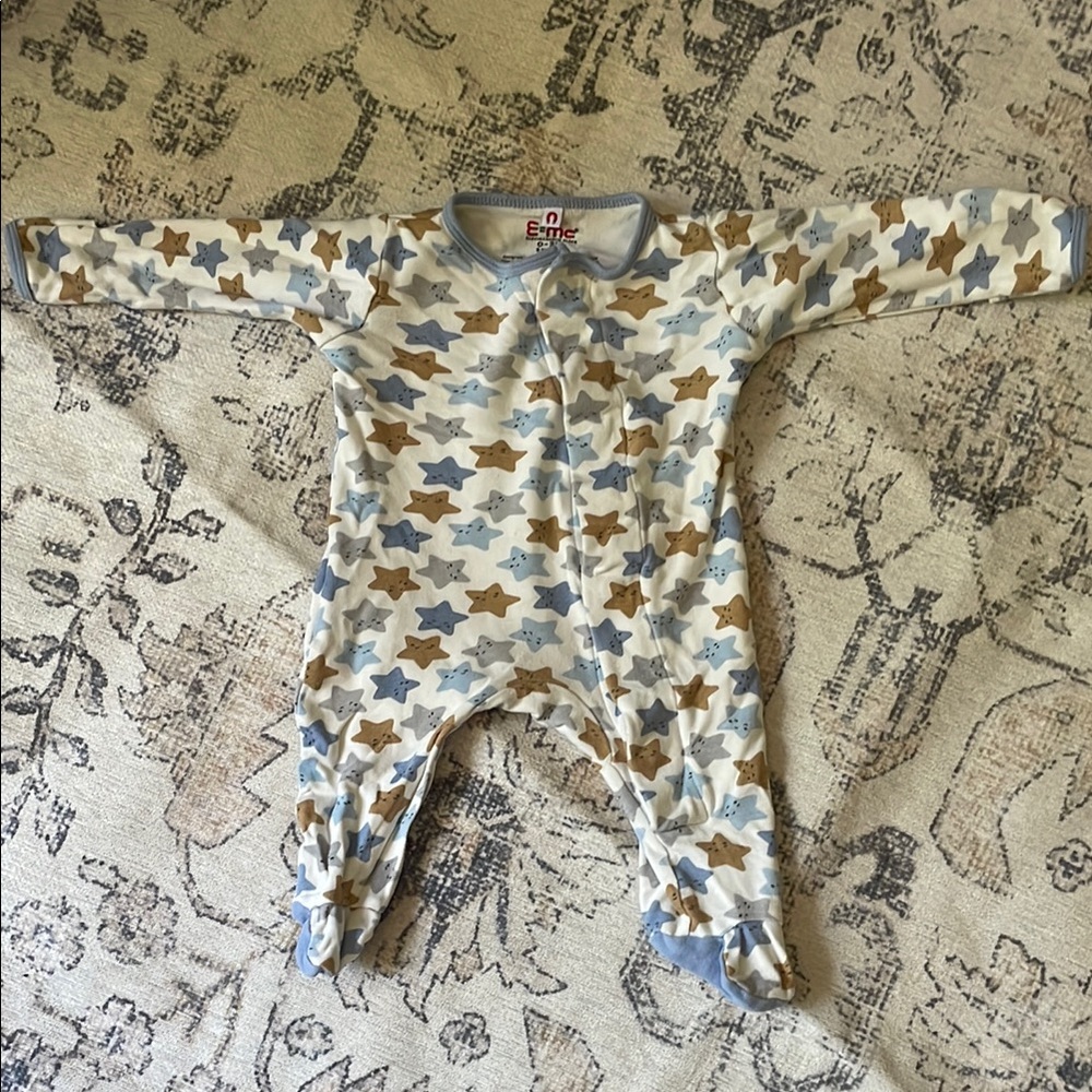 Magnetic Me Onesie - 0-3 months
